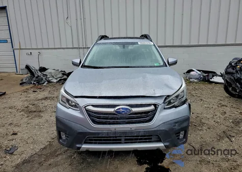 2021 Subaru Outback Limited z USA, uszkodzony, nr VIN 4S4BTANCXM3175025